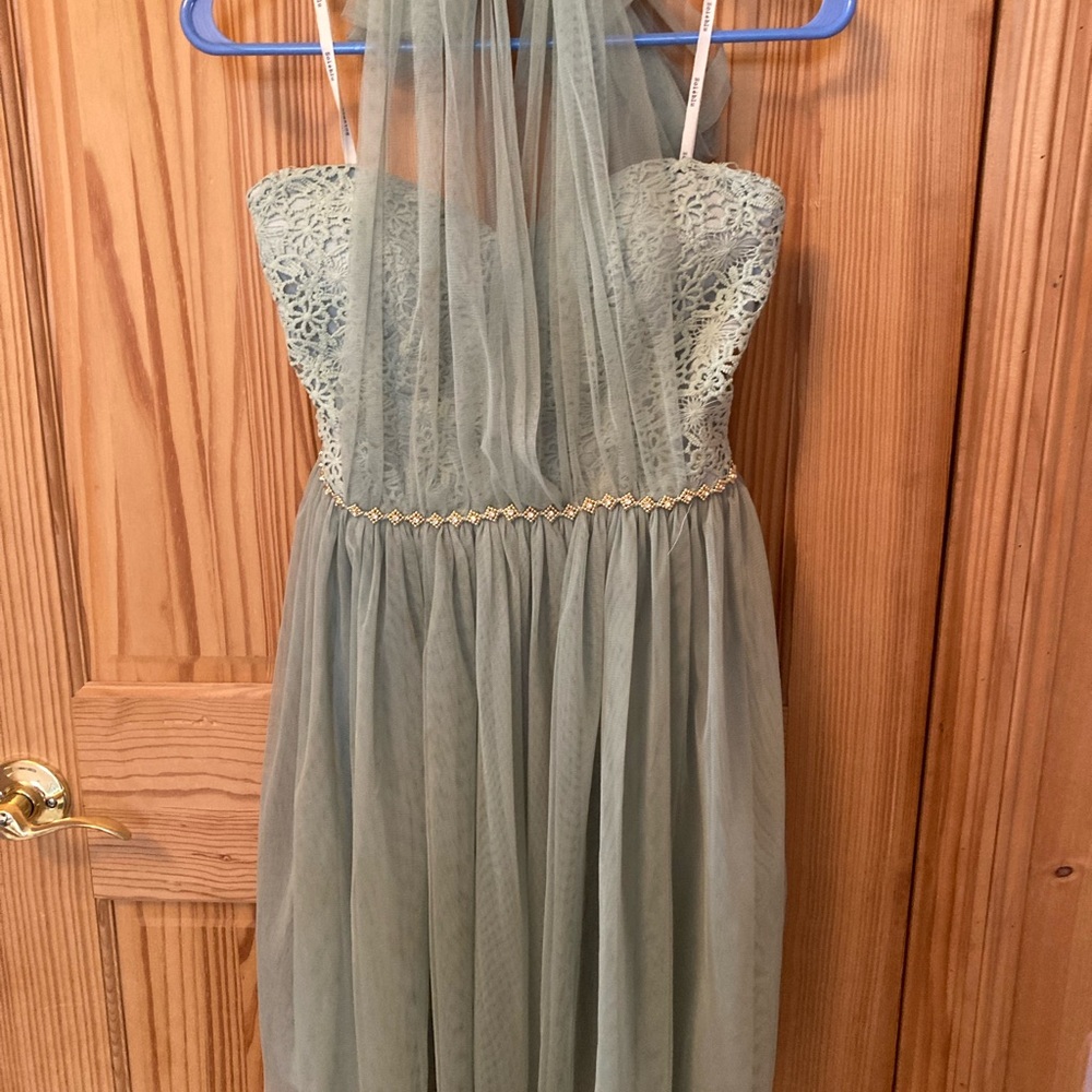 Elegant Green Lace Dress